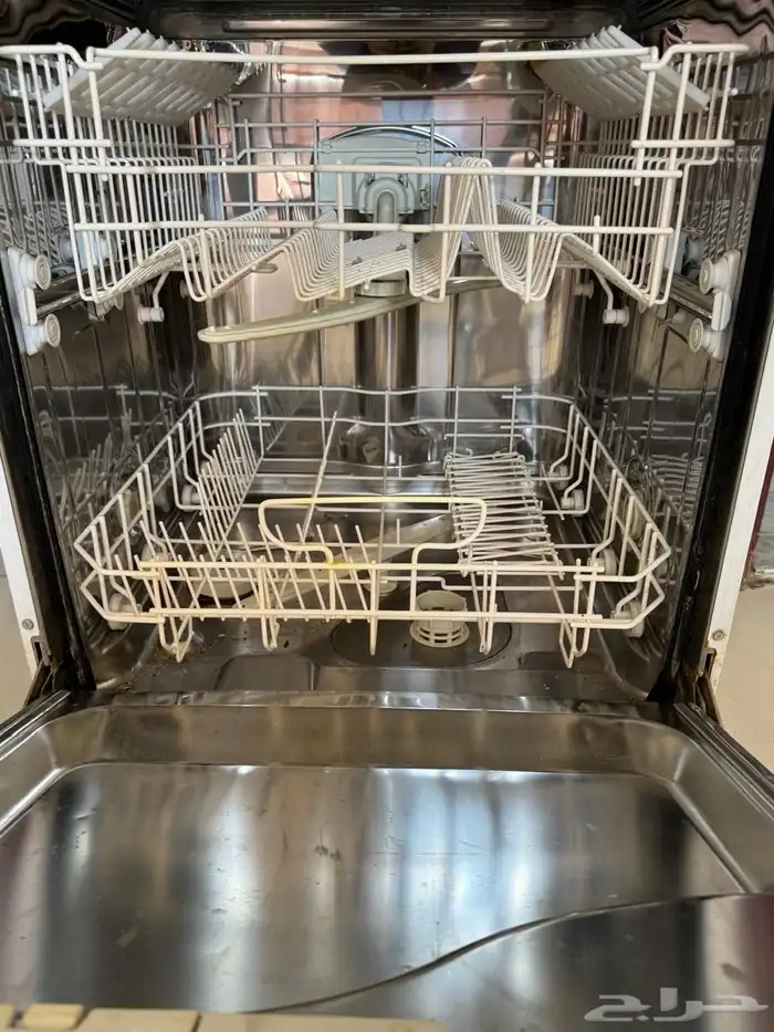 مايكرويف وفرن كهربائي وغسالة صحون   كنب مرتفع 2