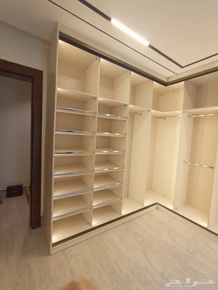 تفصيل الخزائن والدواليب و مزايا فن استغلال المساحة والزوايه 3