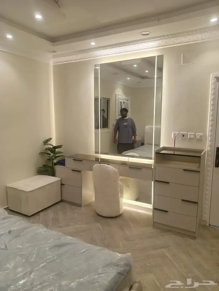 دواليب الملابس غرفة النوم ديكورات طاولات 14