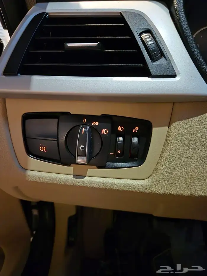 BMW 320 موديل 2014 12