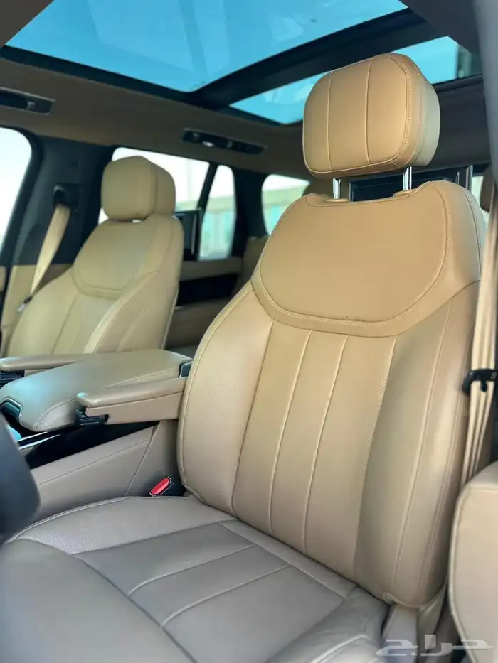 رنج روفر HSE 2024 ناغي على الضمان والصيانة شبه جديد 14