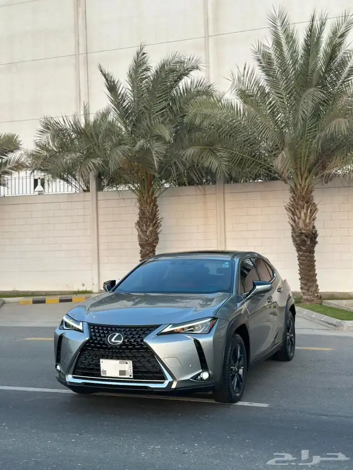 لكزس UX200 2021 3