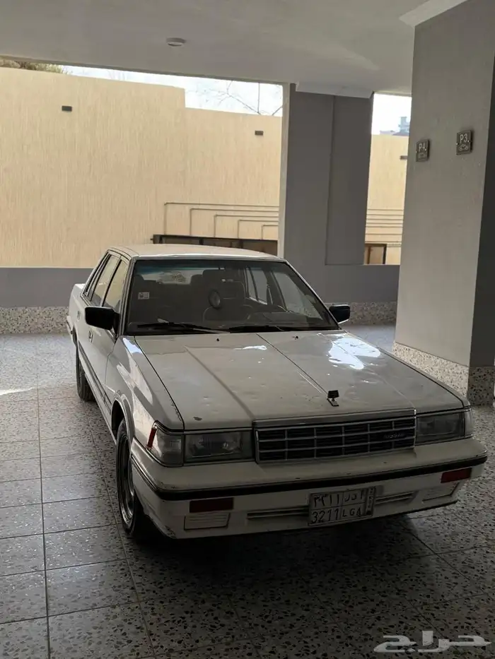 لوريل نيسان 1988 1