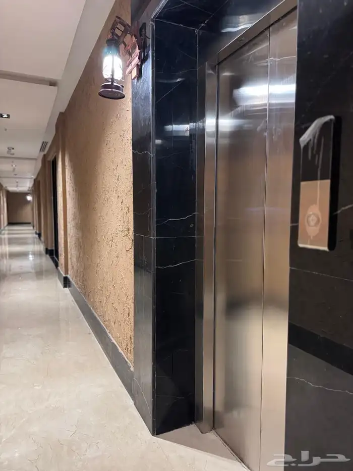 شقة للإيجار حي عرقة 5