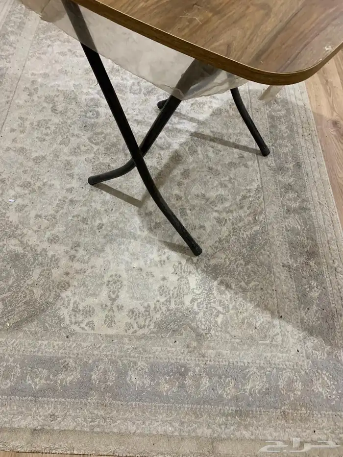 طاولة طعام جديد ونظيف واستعمال اسبوع على ب60 2