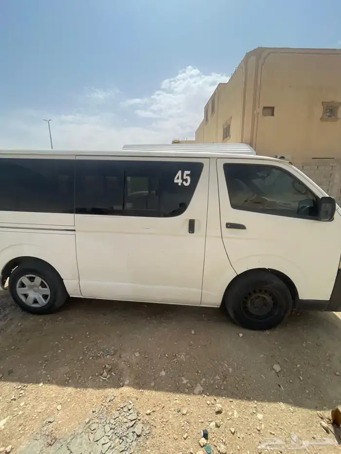 باص للتأجير 1