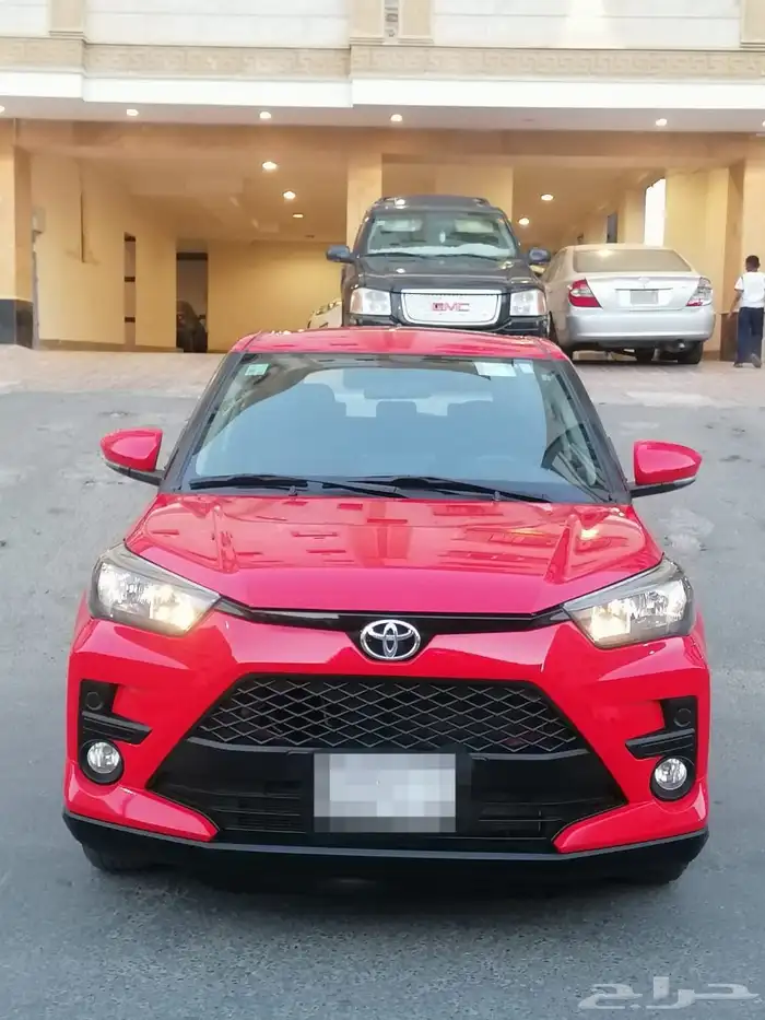 للبيع تويوتا رايز الموديل 2023 بحالة ممتازة جدا 1