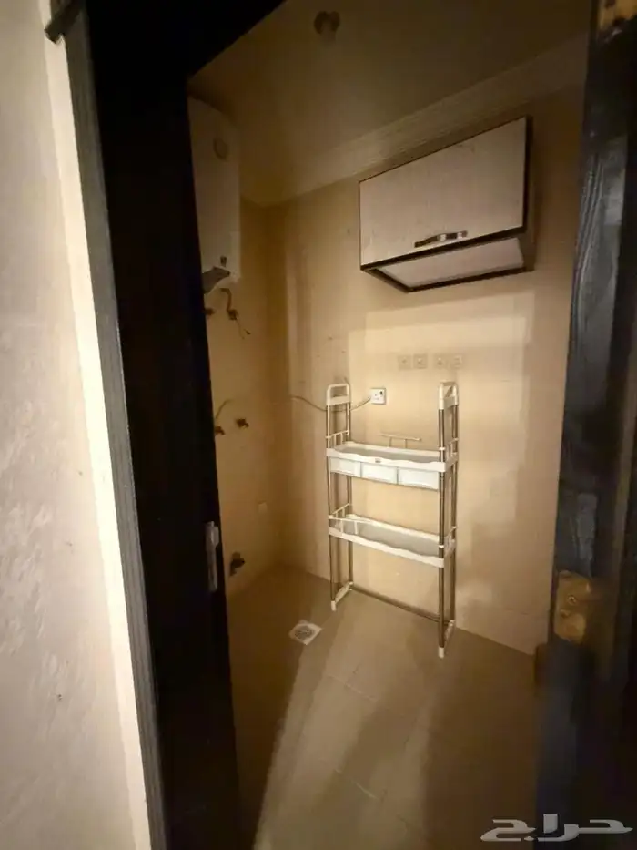 شقة للإيجار 5 غرف بحي الزهراء 14