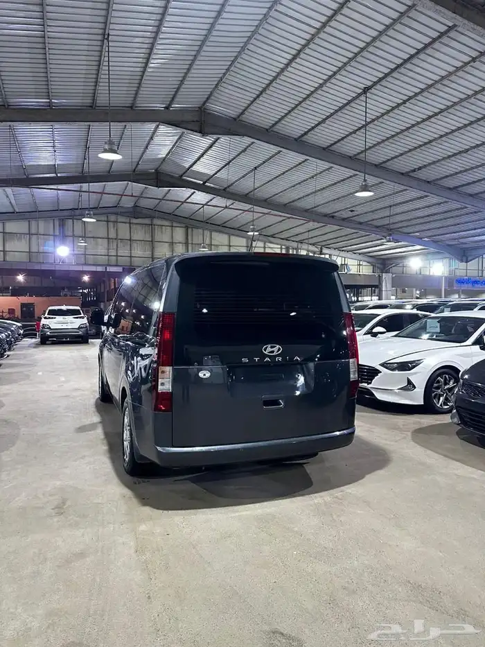 هيونداي ستاريا رصاصي 2022 ديزل بطاقة جمركية وارد كوريا 4