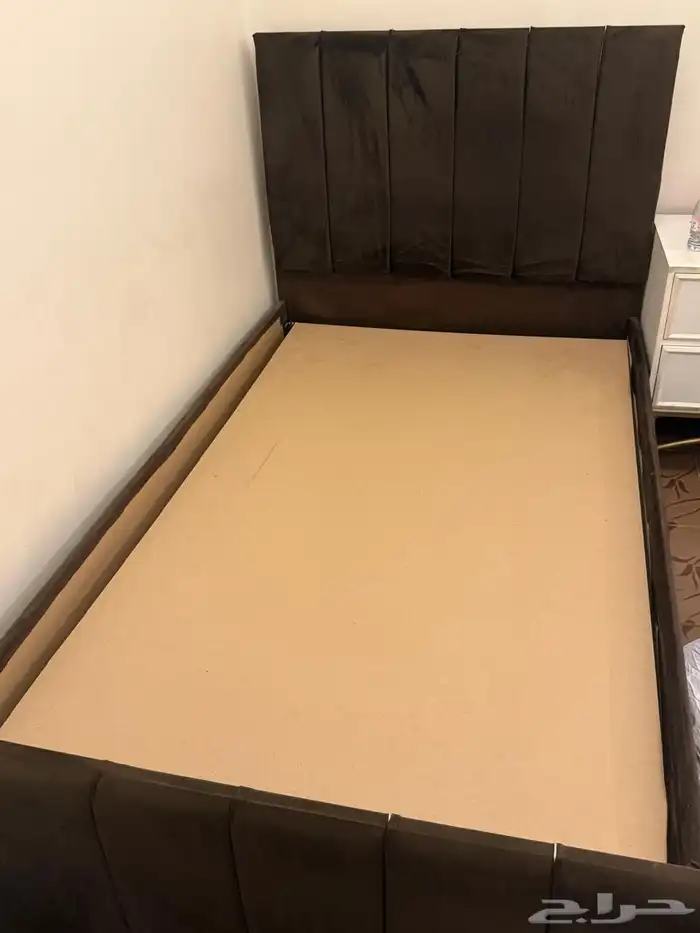 غرفه نوم للبيع في الدوادمي 3