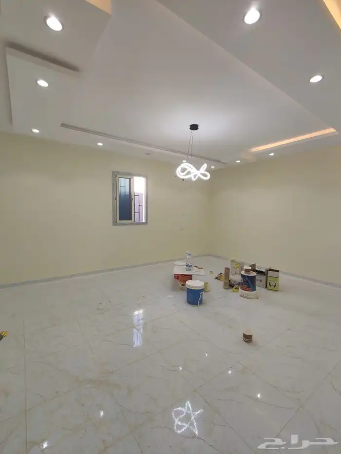 للبيع دور وشقه خلفيه حي القدس بمساحه 735 10