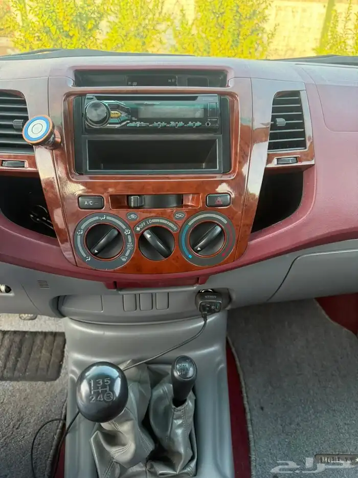 هايلوكس دبل موديل2011 5