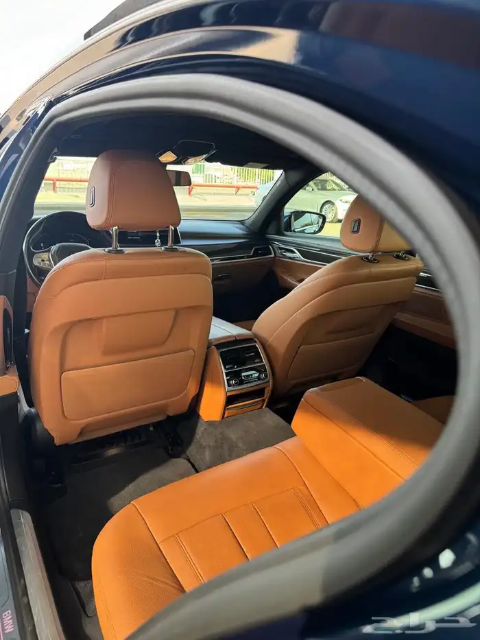 بي ام دبليو ممشى قليل 730 2021 12