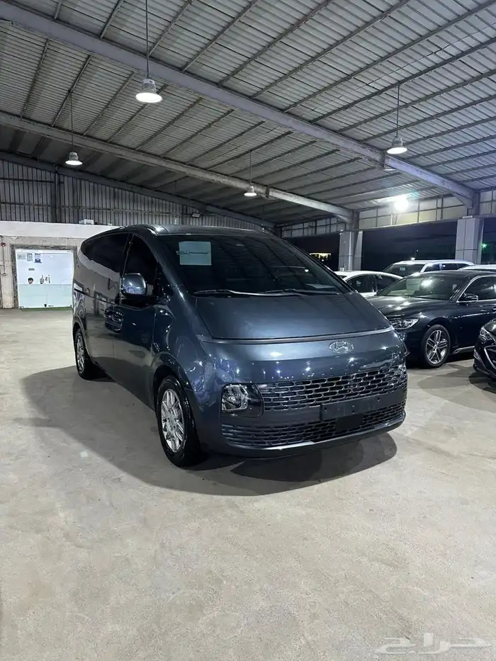 هيونداي ستاريا رصاصي 2022 ديزل بطاقة جمركية وارد كوريا 3