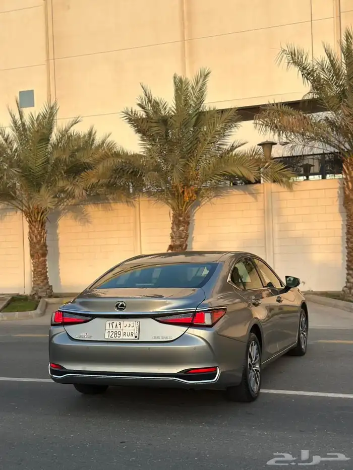 لكزس ES250 2025 شبة جديدة 10