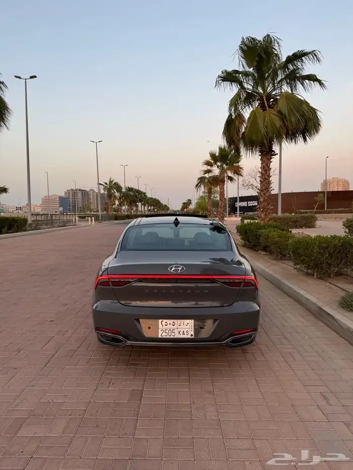 للبيع ازيرا 0 2 0 2 بنوراما فل مواصفات عداد ديجتال 5