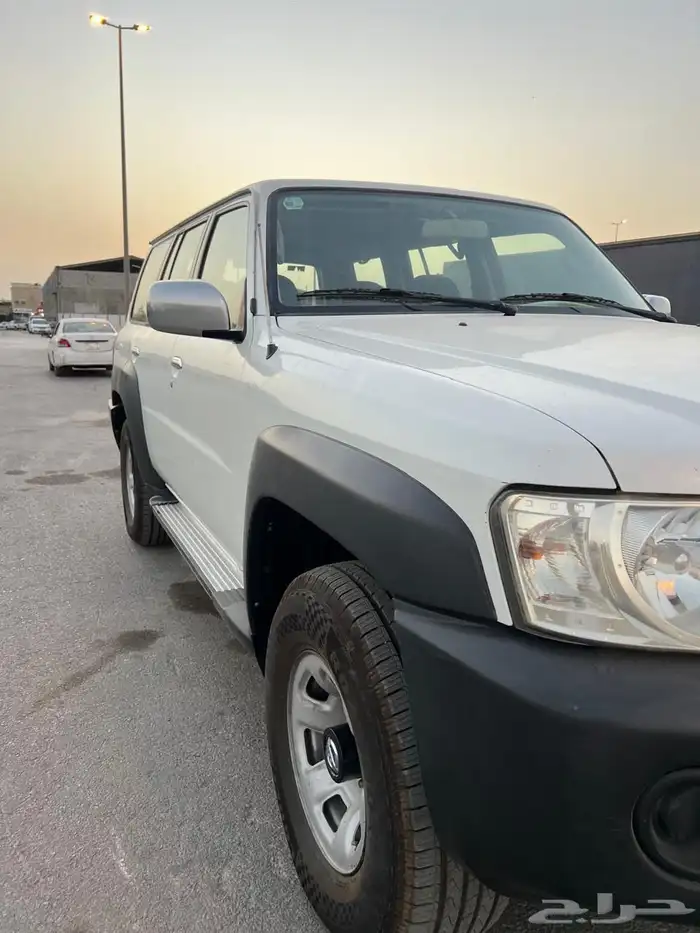 نيسان فتك 2011 ماشي فقط 113 الف فقط للبيع 14