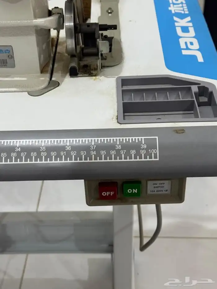 للبيع ماكينة خياطة صناعية JACK 2
