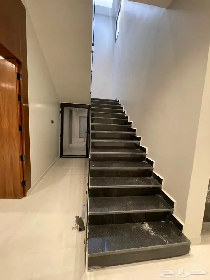 ثلاث فلل للايجار حي الرمال مسك للايجار مكيفات مطبخ راكبه ا 2