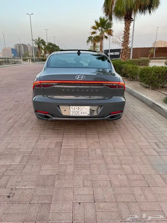 للبيع ازيرا 0 2 0 2 بنوراما فل مواصفات عداد ديجتال 17