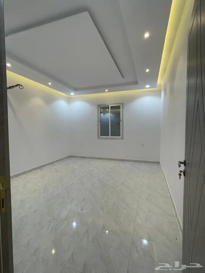 للبيع شقق جديدة دور ارضي بمدخل خاص داخل حد الحرم 15