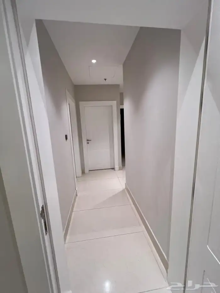 شقة فاخرة مؤثثة 3 غرف بمجمع الخوالد   حي الرحمانية 9