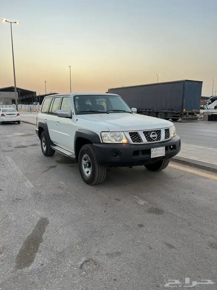 نيسان فتك 2011 ماشي فقط 113 الف فقط للبيع 12