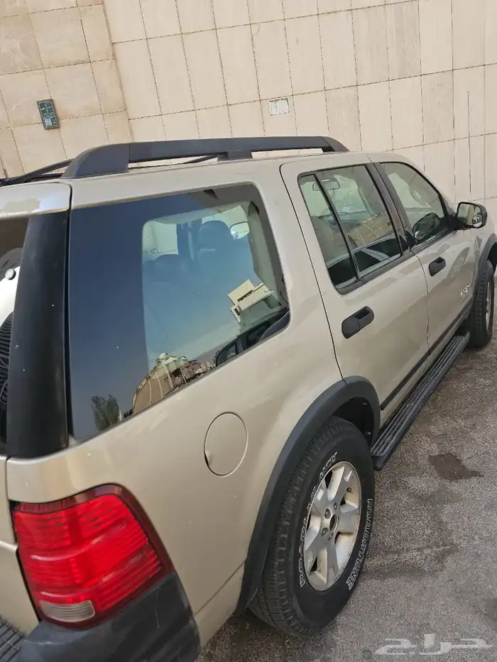 فورد اكسبلورر 2005 2