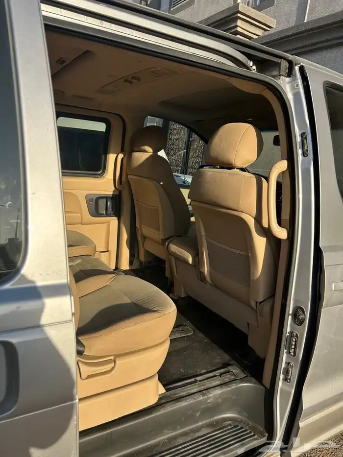 باص هونداي H1 3