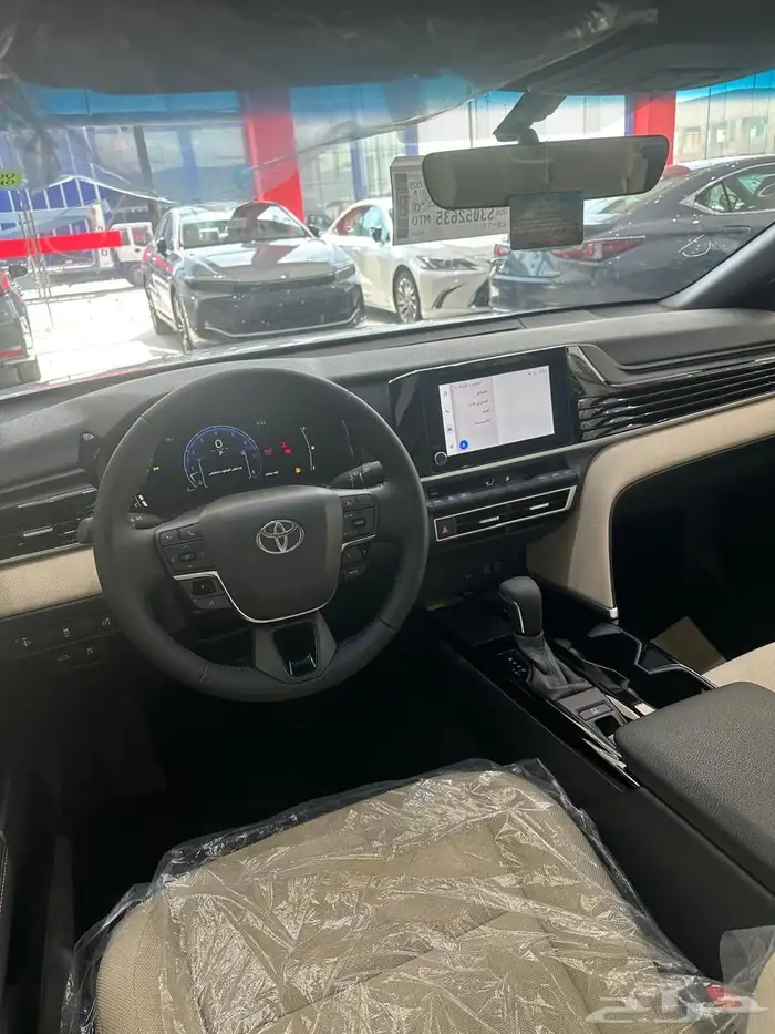 تويوتا كامرى بنزين LE 7