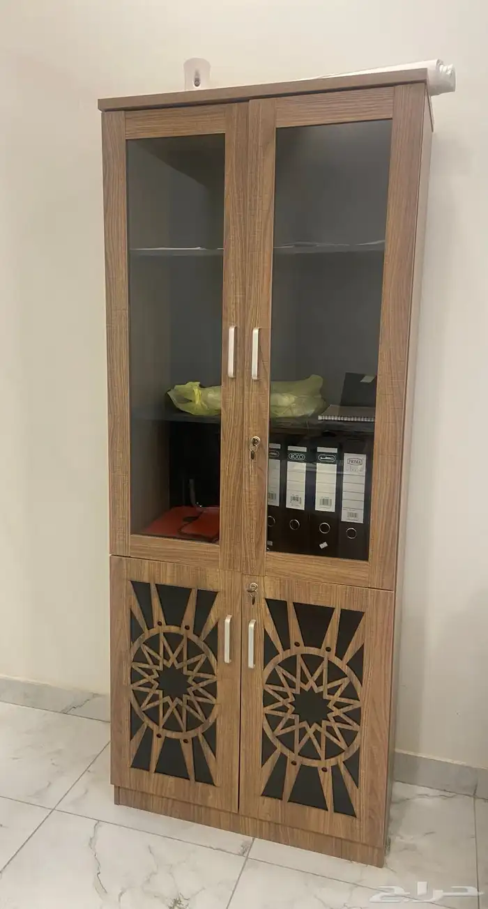 مكتب للبيع 1