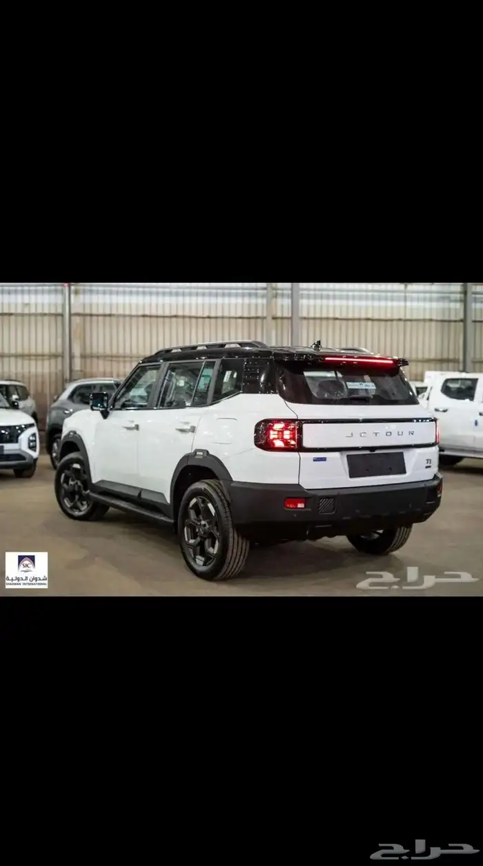 جيتور T1 لاكجري سقف اسود 4