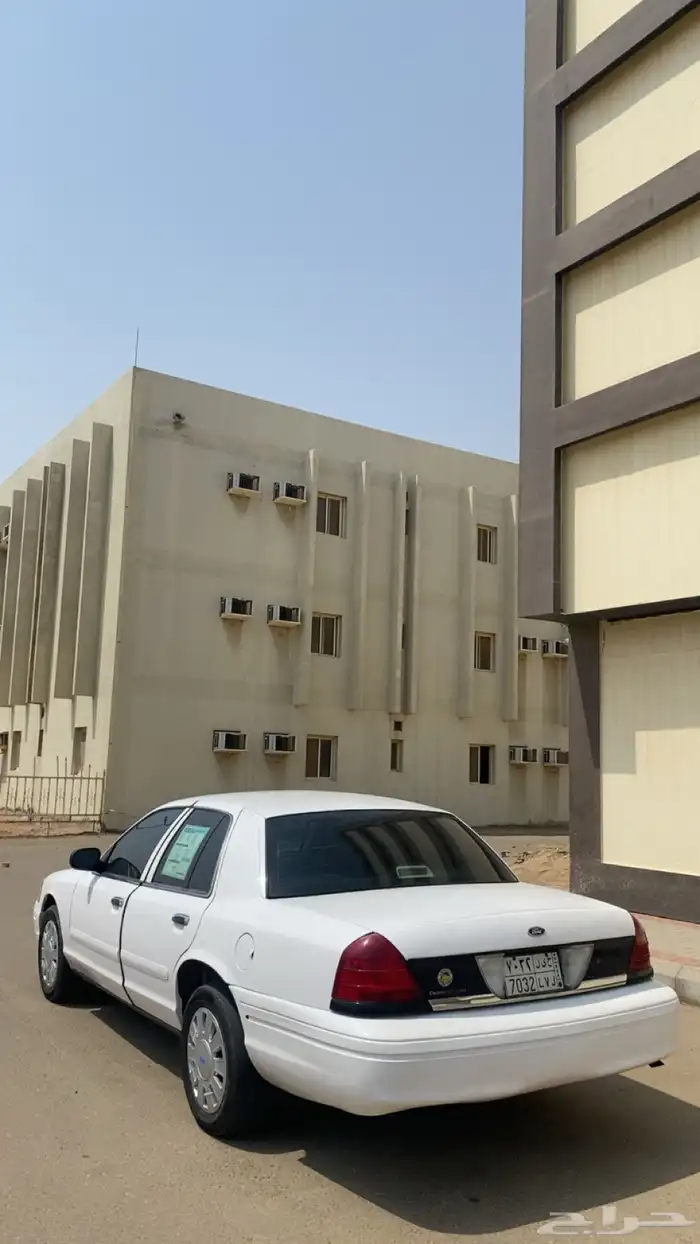 فورد فكتوريا 1