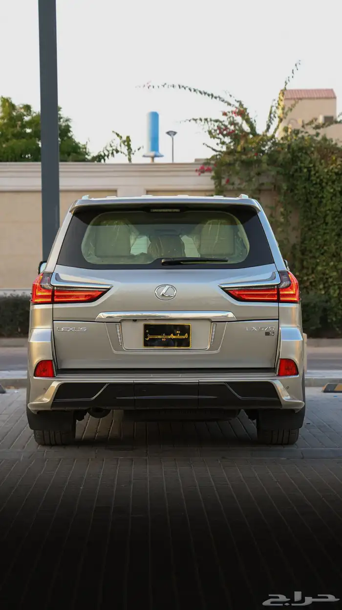 لكزس LX570 .. شيخ ( من النوادر ) 3