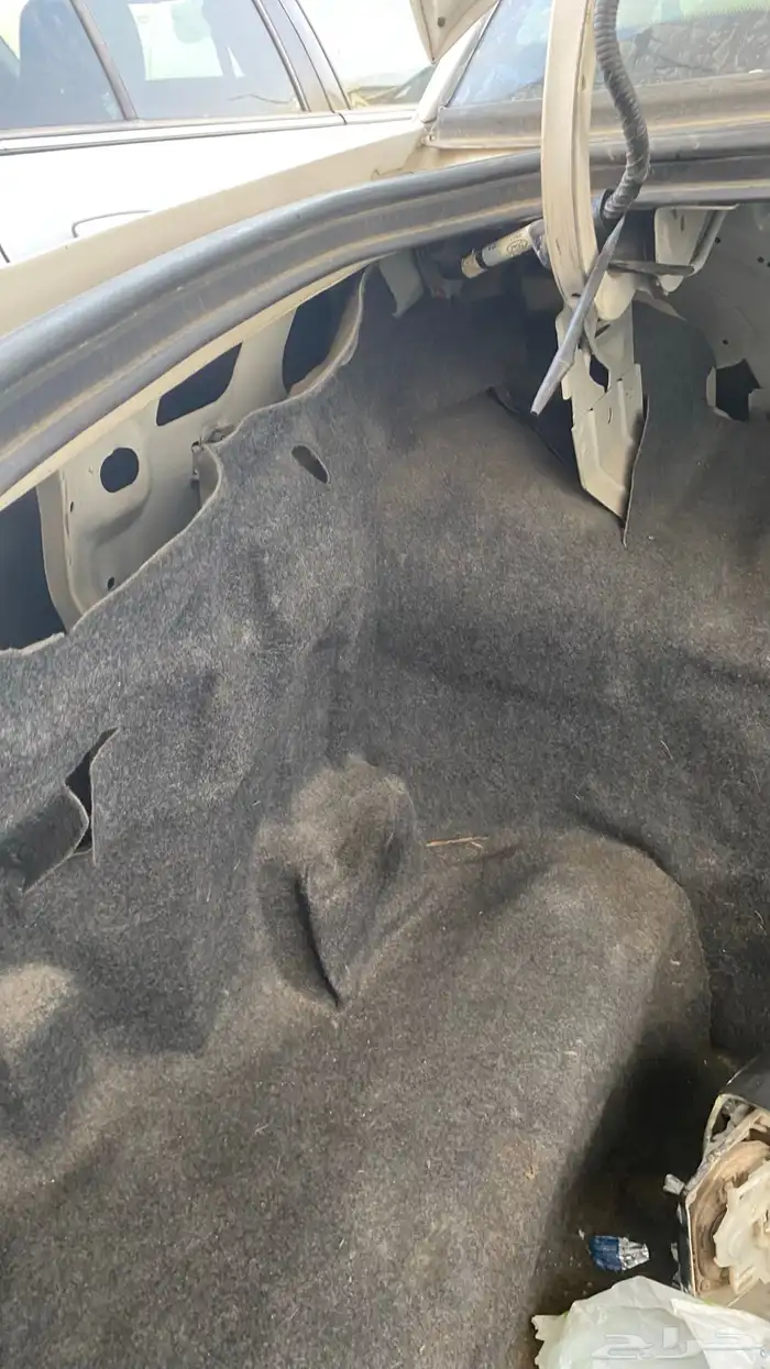 يوجد لدي قطع فورد فكتوريا 41