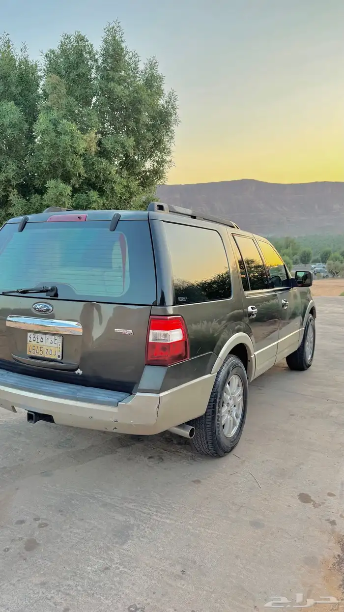 فورد إكسبيديشن 8