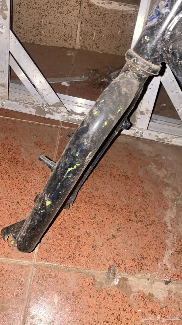 سلام عليكم ي شباب السيكل نضيف بس مفي جنط أمامي 4