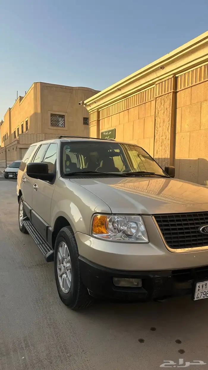 فورد اكسبيدشن 2004 3