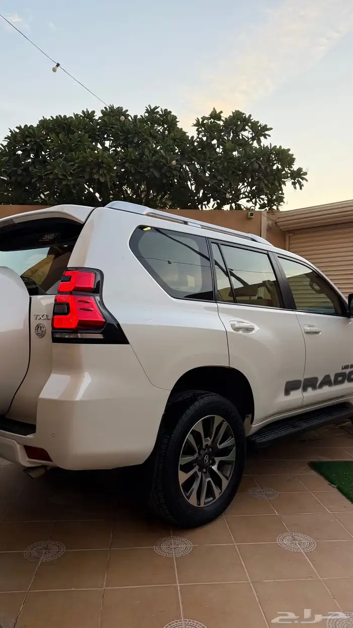 تويوتا برادو موديل 2022 TXL 6سلندر 9