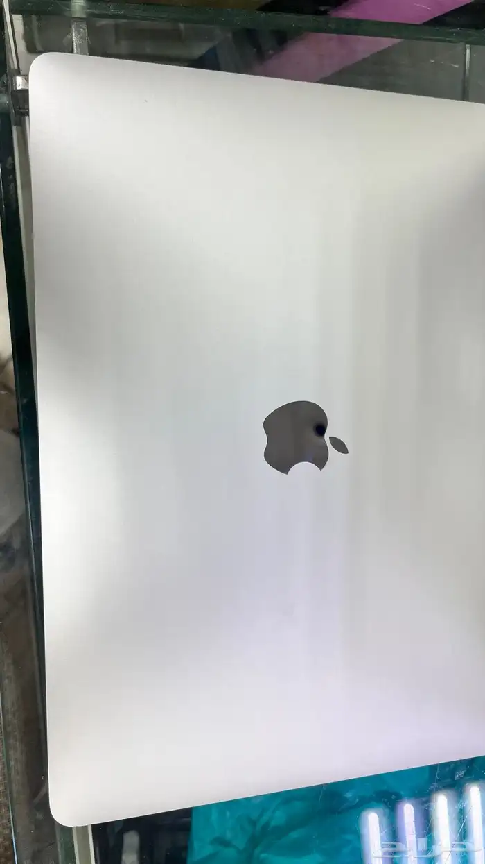 لابتوب ابل Apple laptop 1