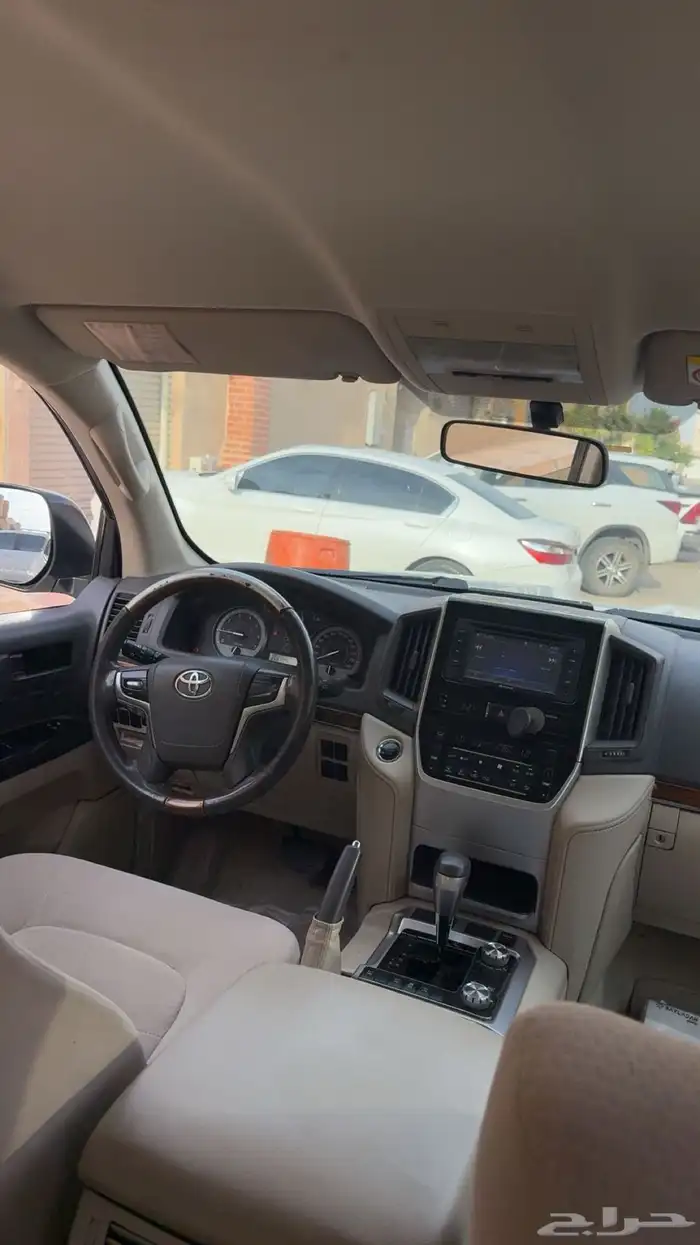 لاندكروزر 2018 V6 7