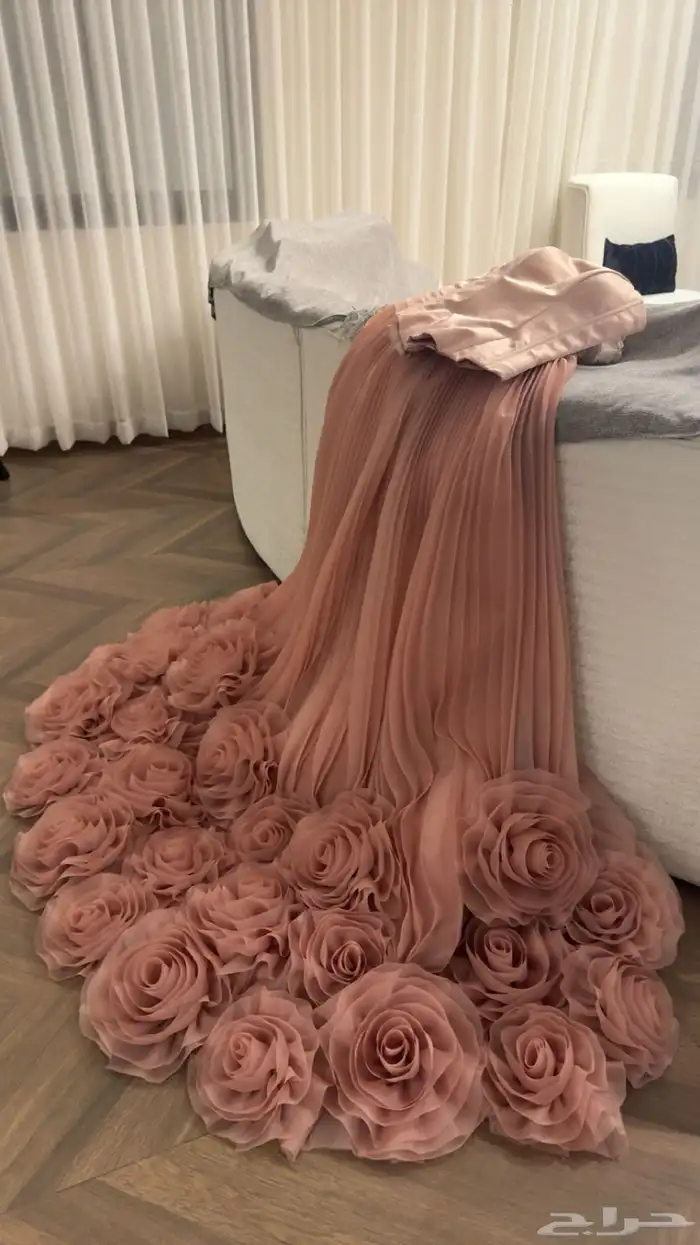 فستان ملكة 1