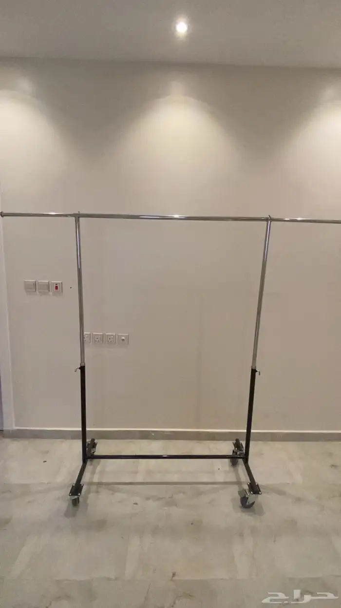 علاقة ملابس 0