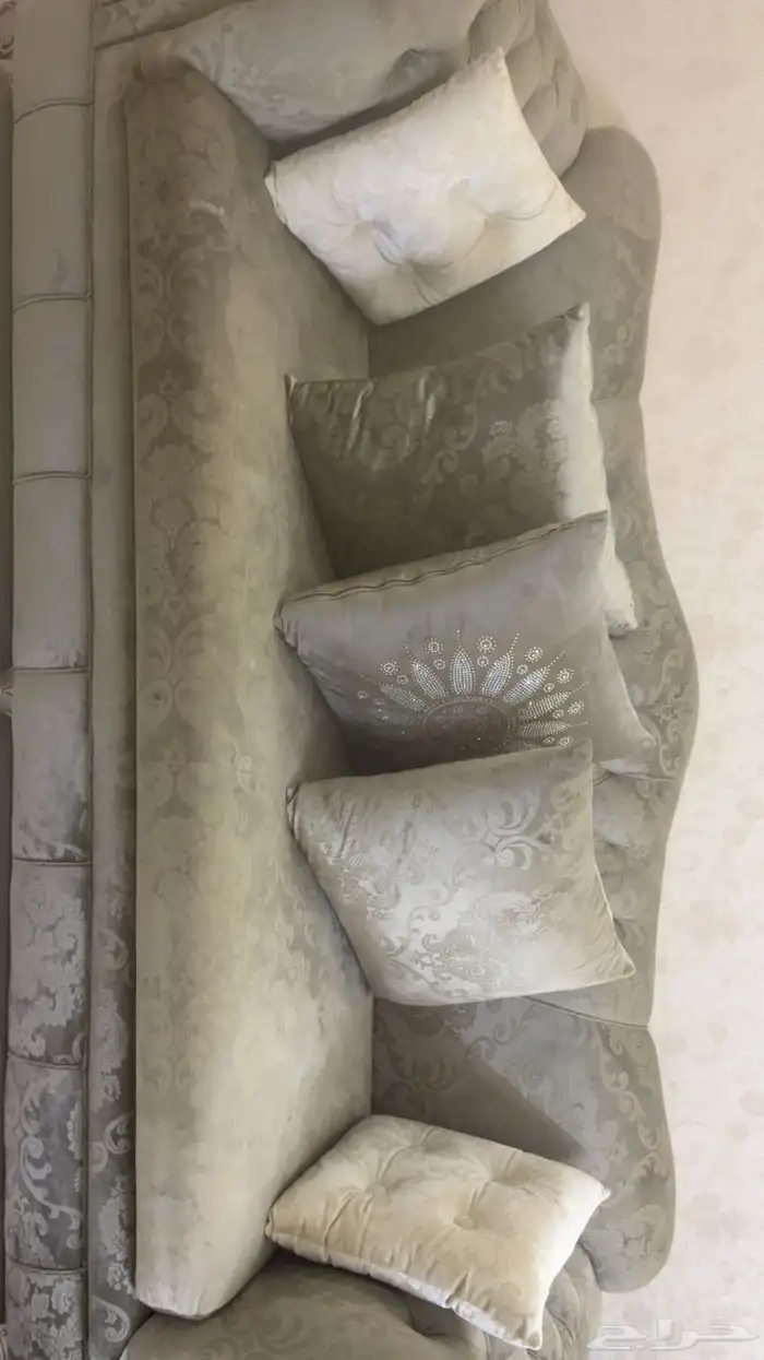 غرفه كامله كنب طاولات وستارة 3