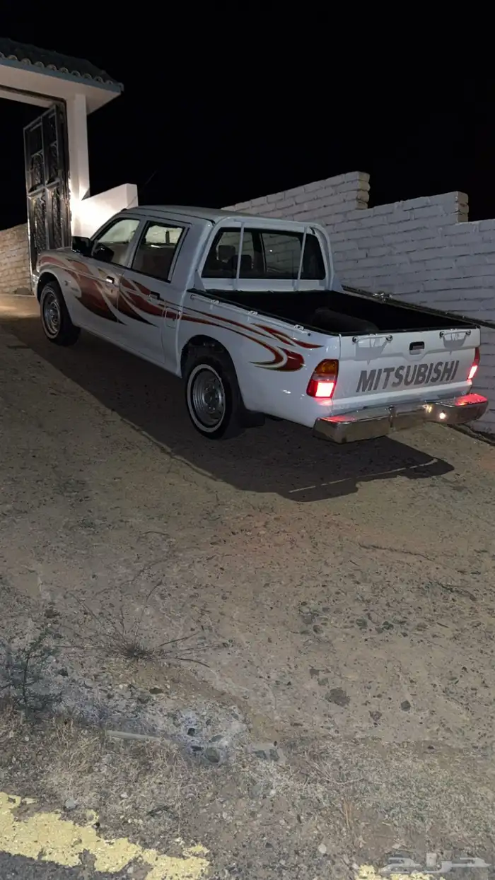 ميتسوبيشي 4