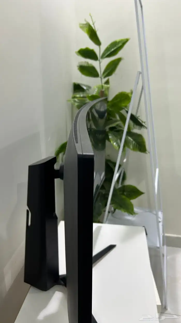 شاشة قيمنق منحنية 34 انش 160 هيرتز 1