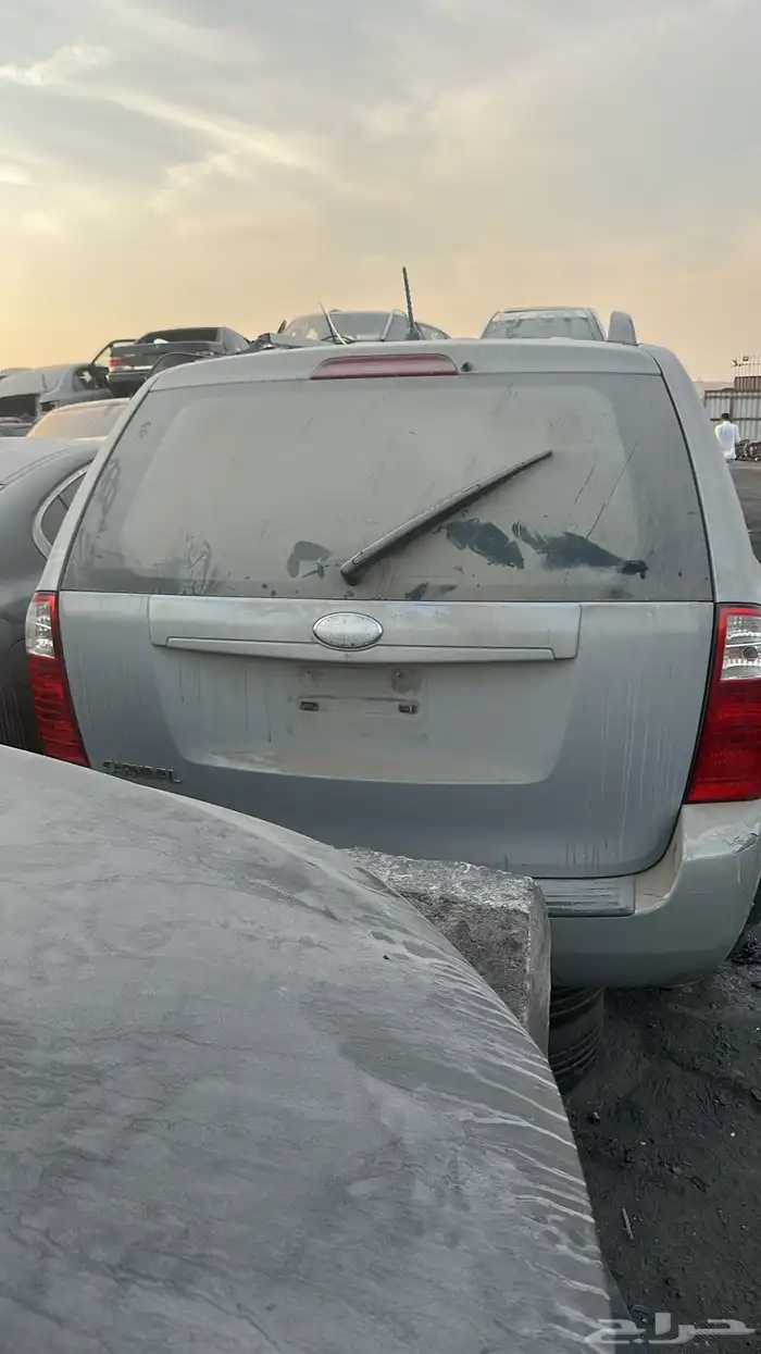 قطع غيار كيا كرنفال 2