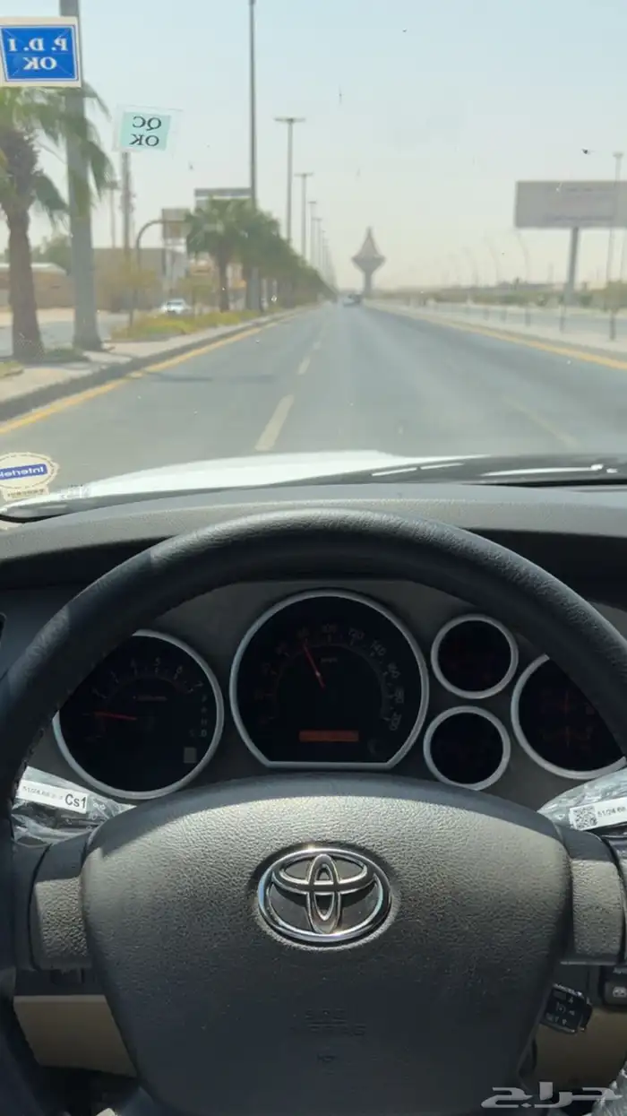 تويوتا - سكويا - 2010 - نظيف جدا 4