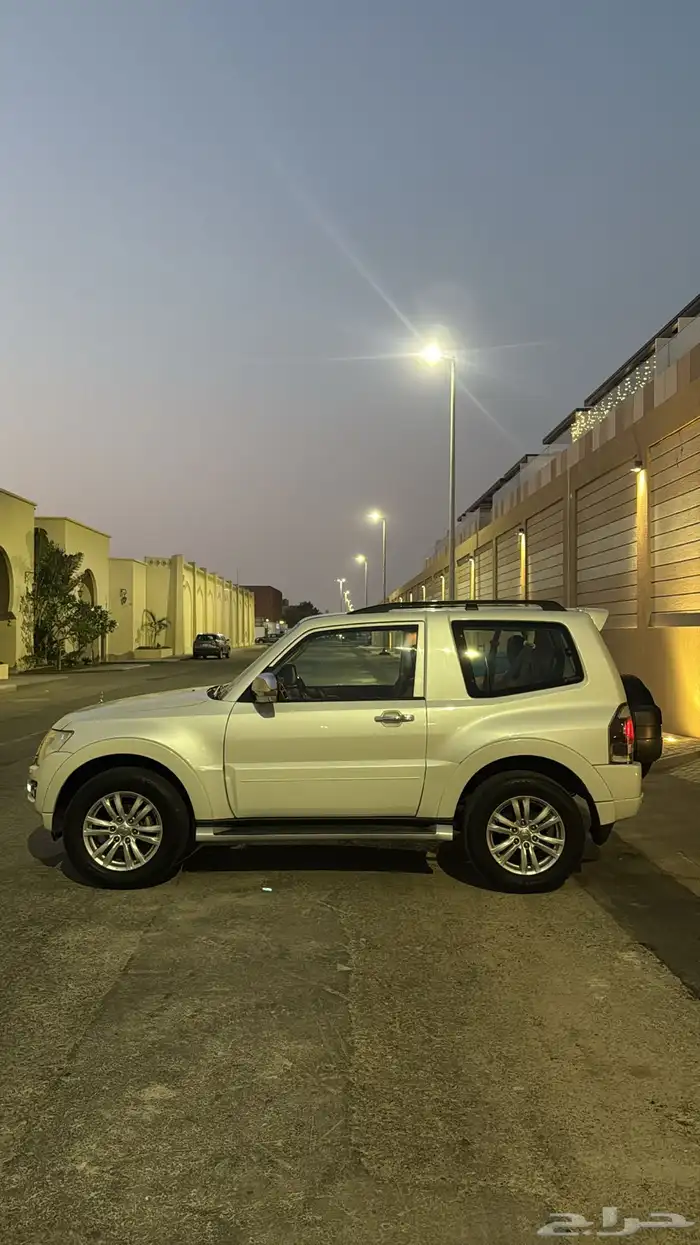 متسوبيشي باجيرو ربع 2