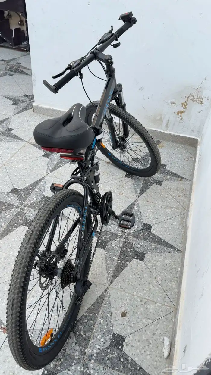 سيكل رياضي من شركة HASSM السيكل قياس 26 1